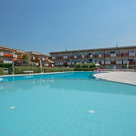 Benacus E4 By Wonderful Italy