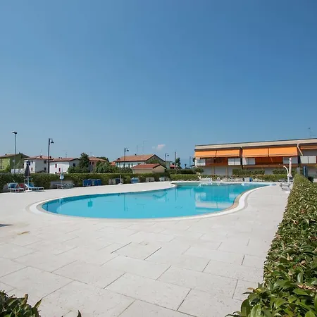 Benacus E4 By Wonderful Italy Daire Sirmione